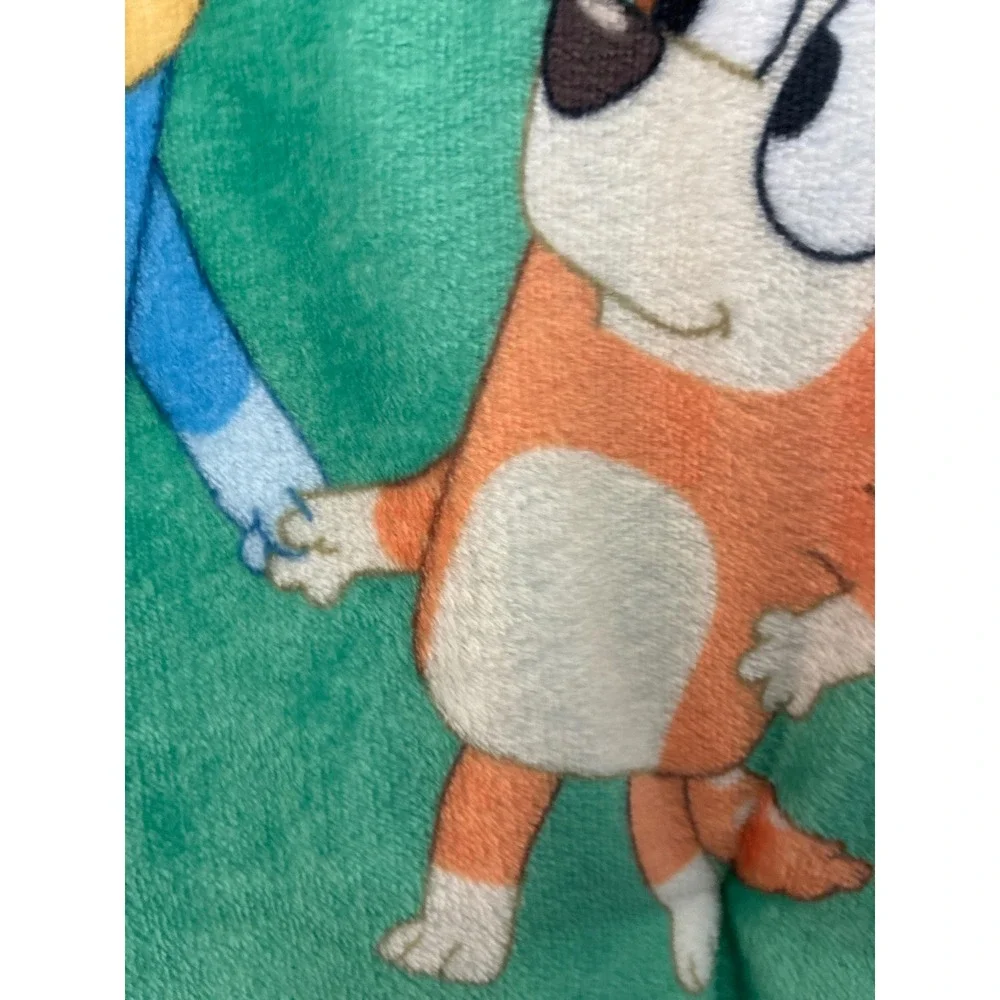 Bluey Christmas Silk Touch Throw Blanket 50x70 Green Holiday Fleece Bingo Heeler